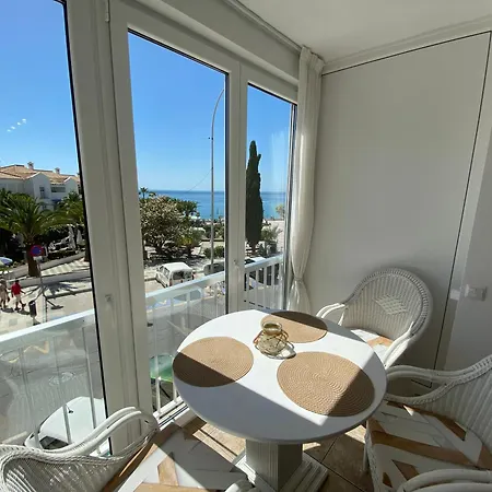 Delfin Apartman *